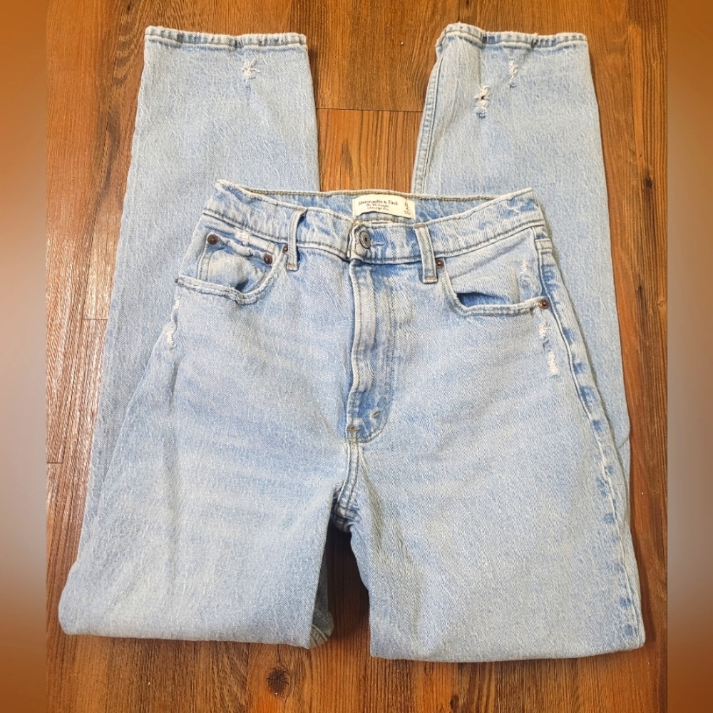 Abercrombie Light‎ Blue Denim Jeans used good condition for women zise 27.